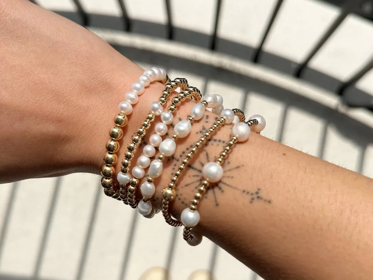 Avery Pearl Bead Bracelet