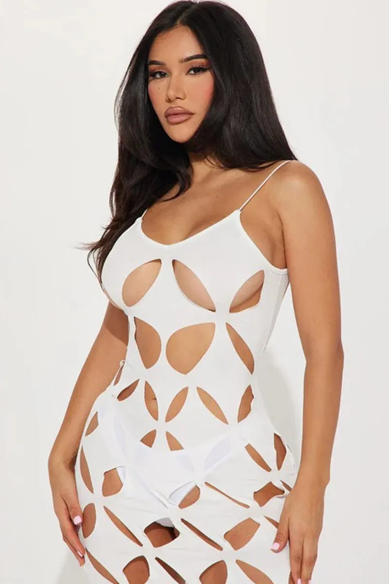 Diamond Cut Out Spaghetti Strap Bodycon Maxi Dress