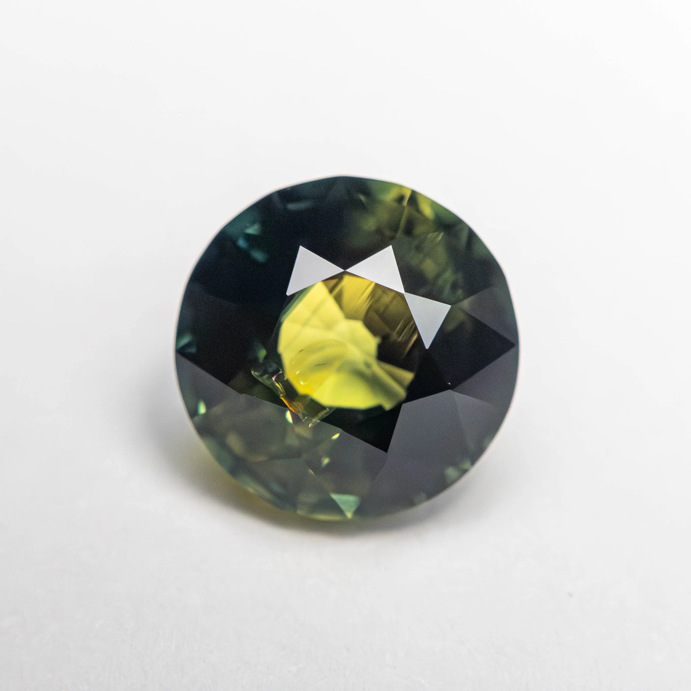 Green/Teal Brilliant Sapphire - 2.63ct Round