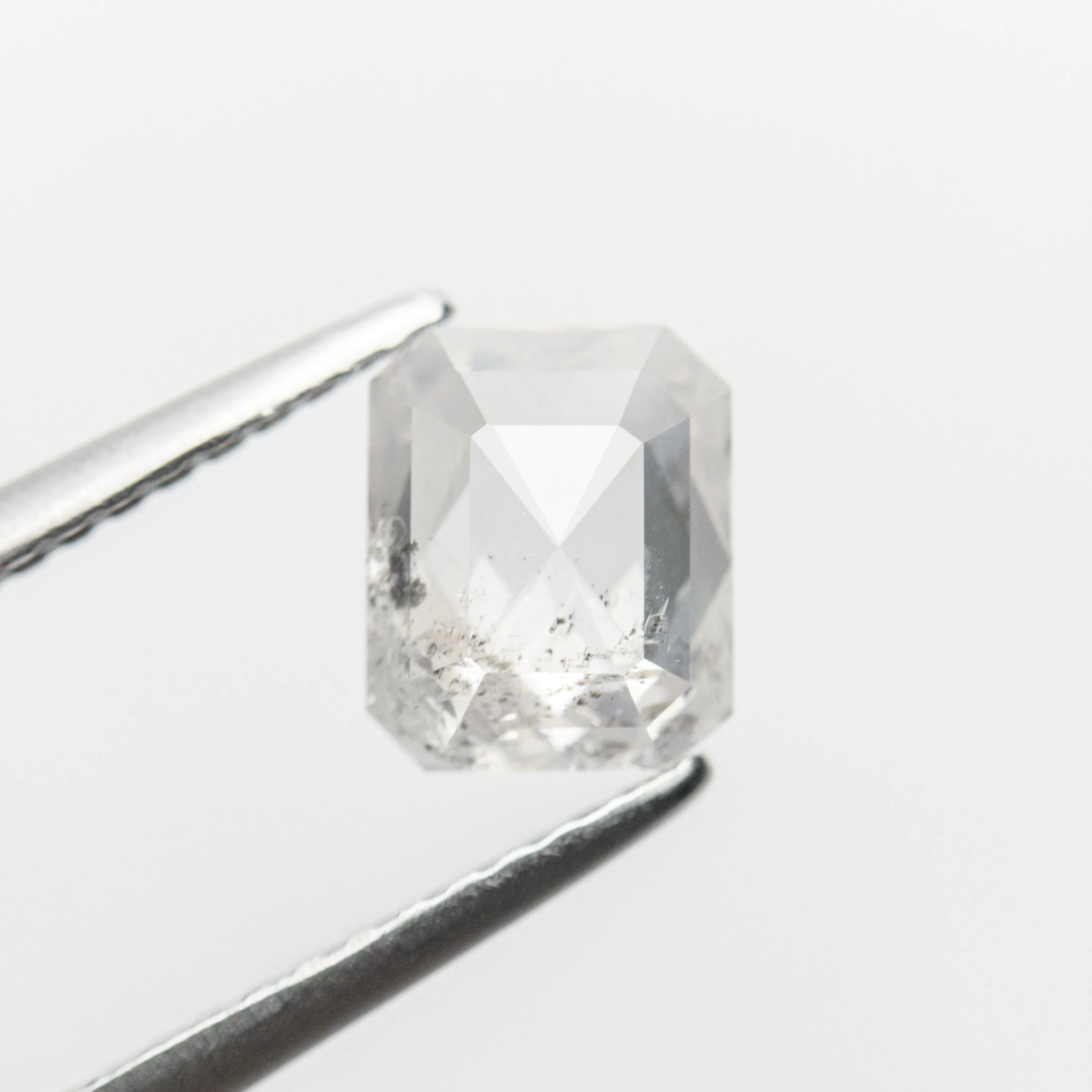 hold D5850 [Sep 20 2022] 1.16ct 6.69x5.54x2.96mm Cut Corner Rectangle Rosecut 19618-08