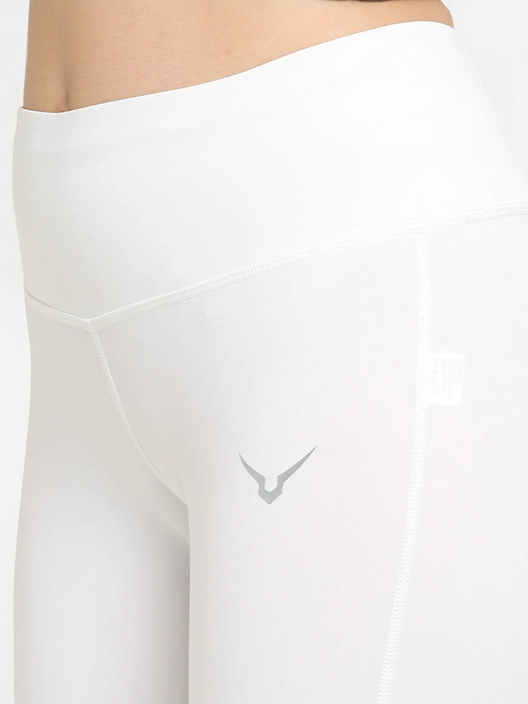 Invincible Women's Performance Leggings