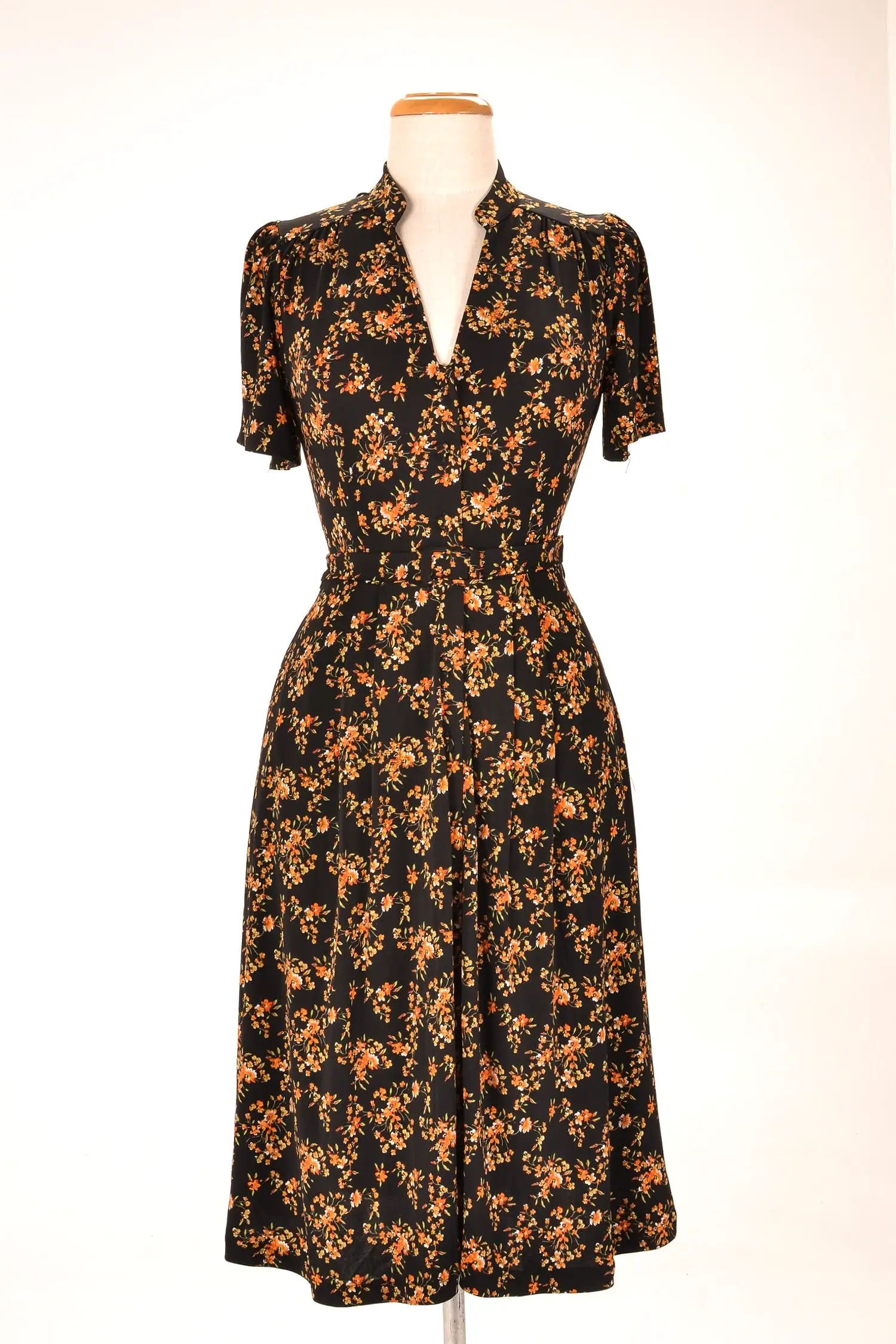 Jobelle Orange & Black Petite Floral Dress