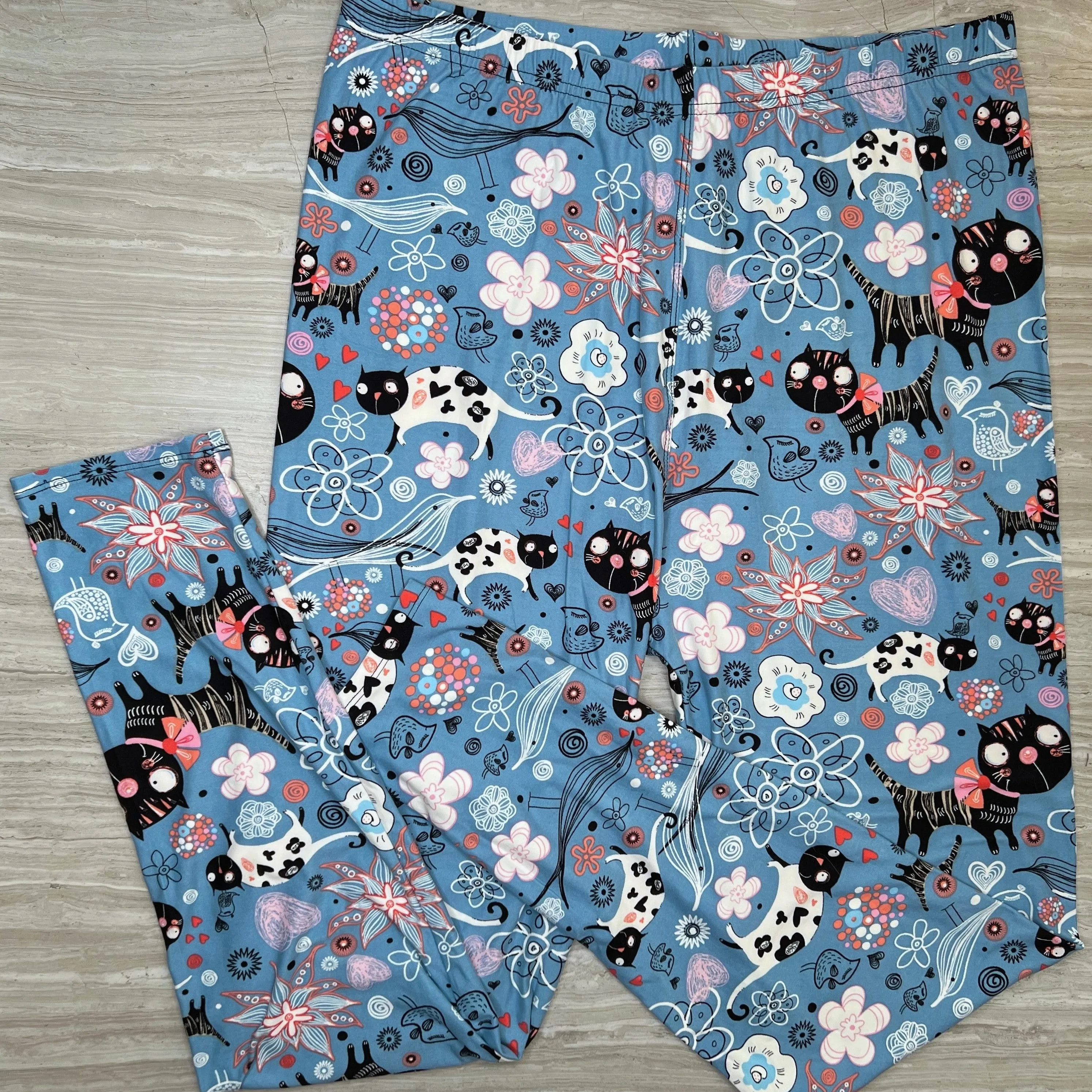 Parisian Cat Print Soft Leggings