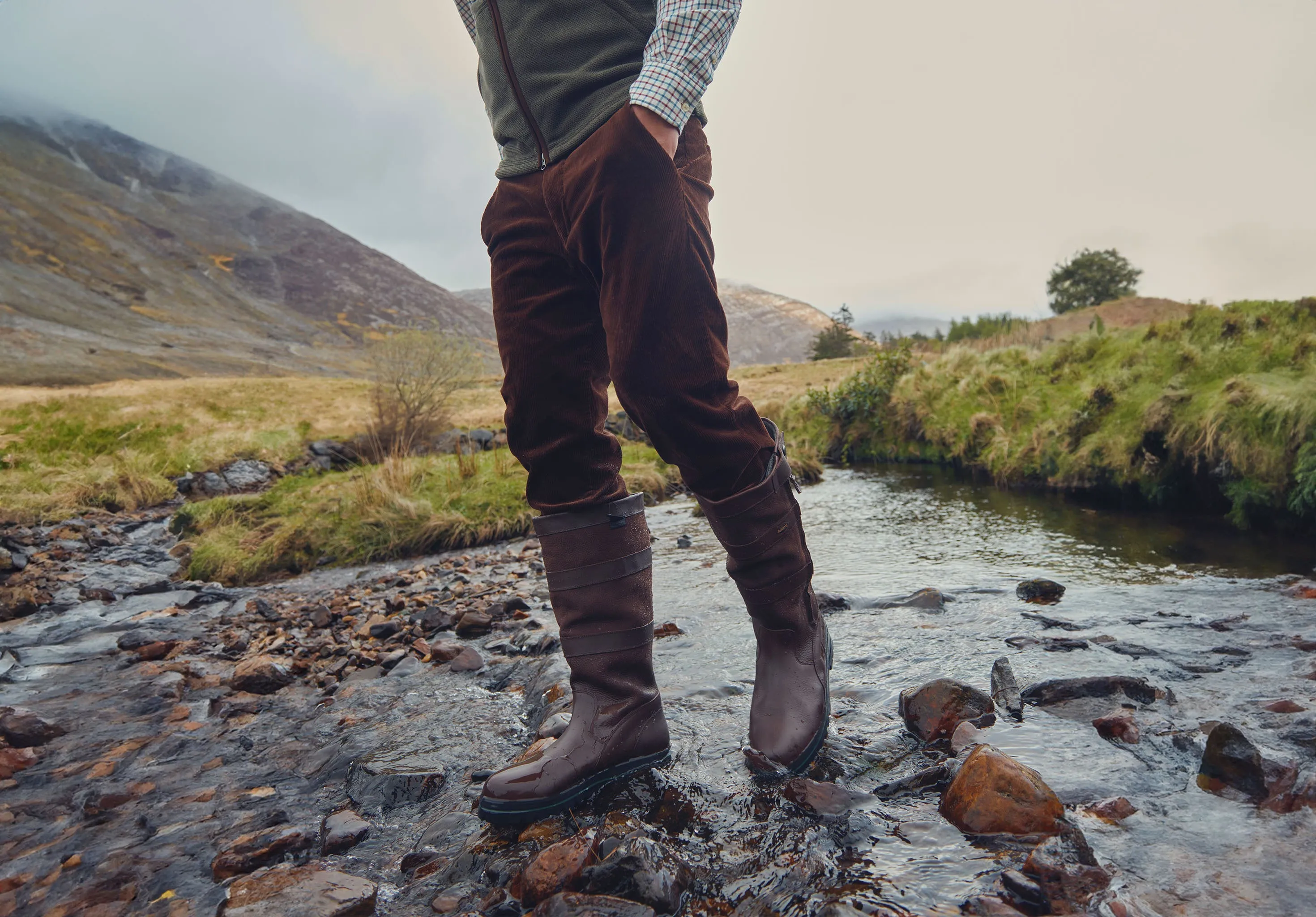 Stride Men's Corduroy Trousers - Brown