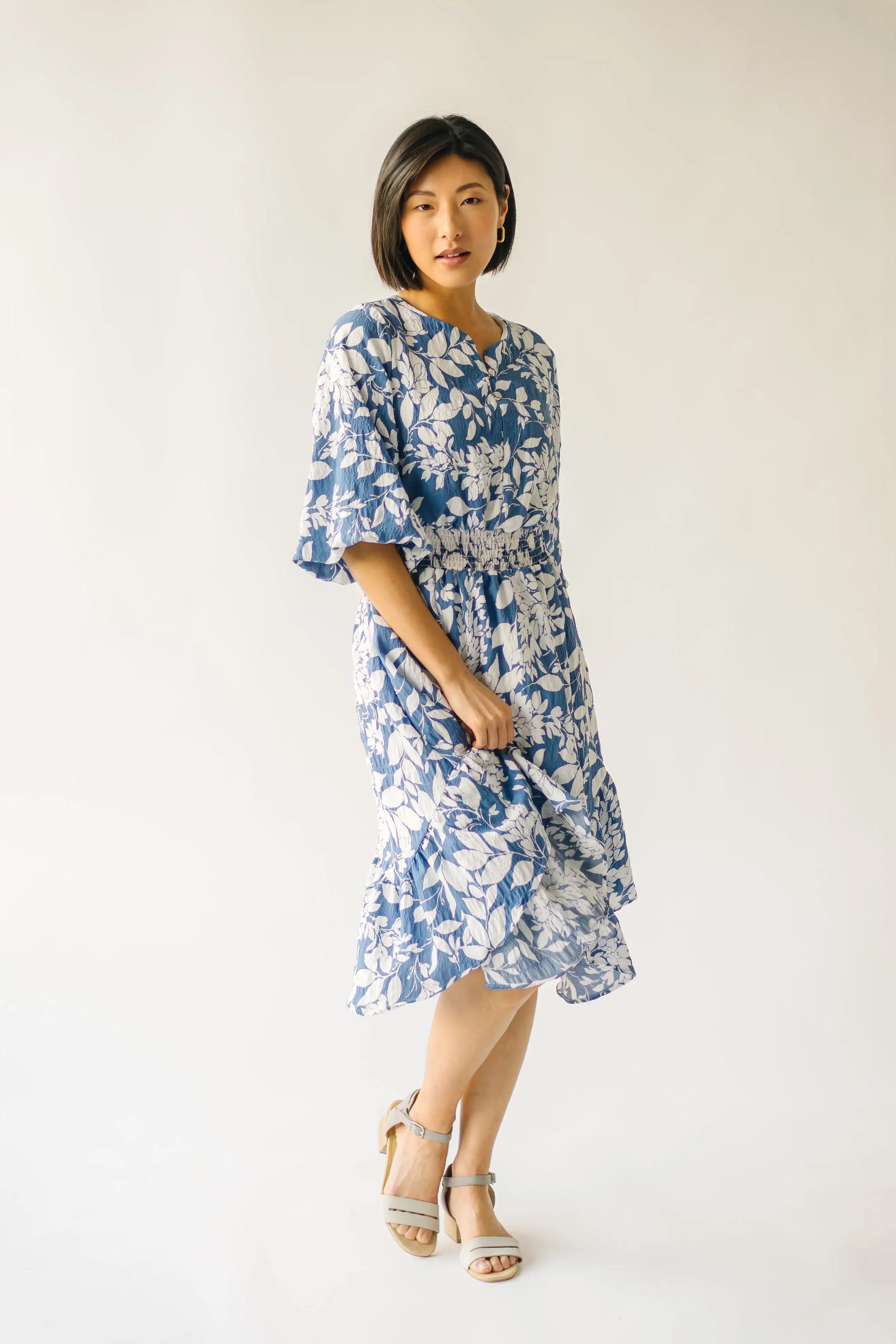 The Guzman Textured Floral Dress in Blue