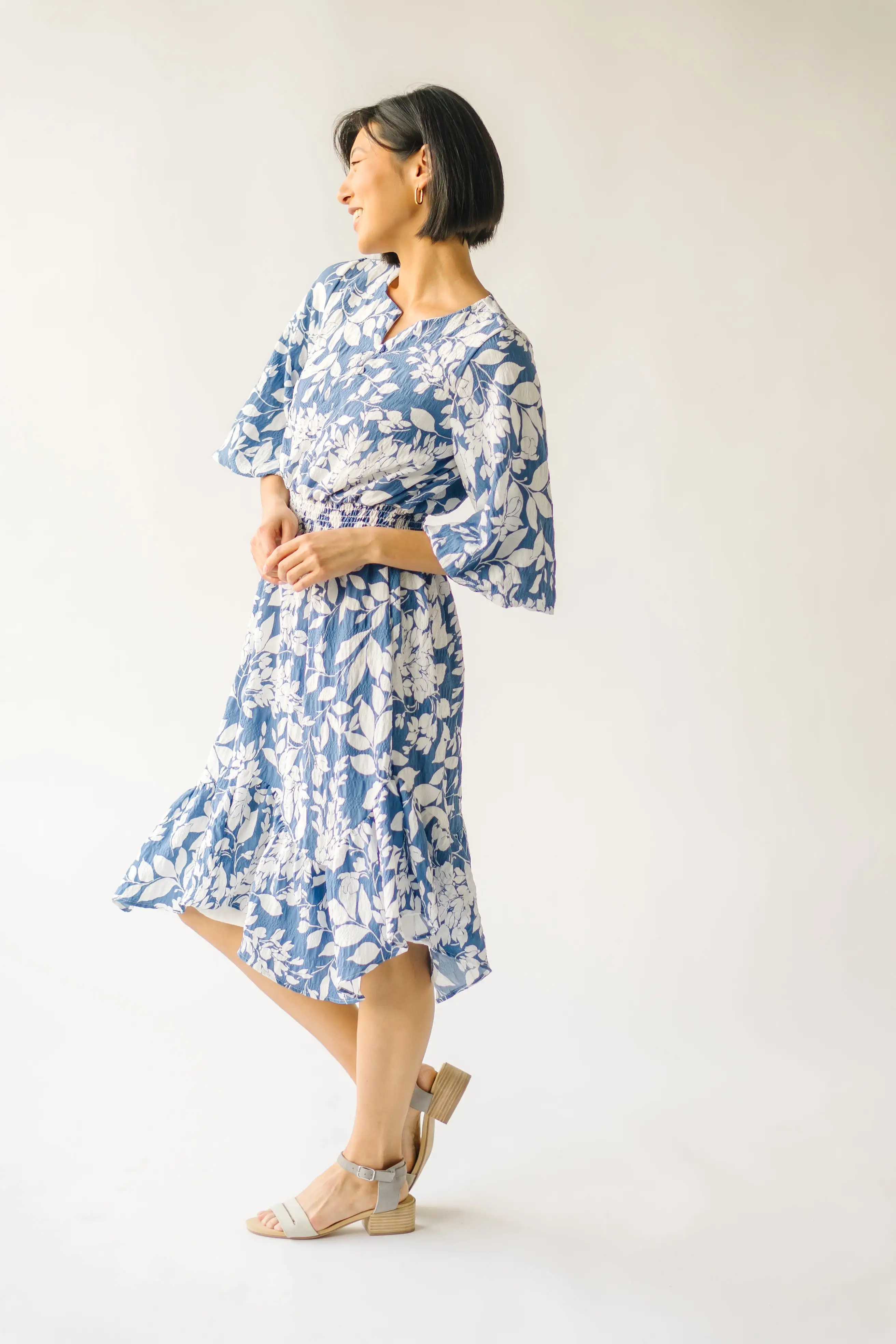 The Guzman Textured Floral Dress in Blue