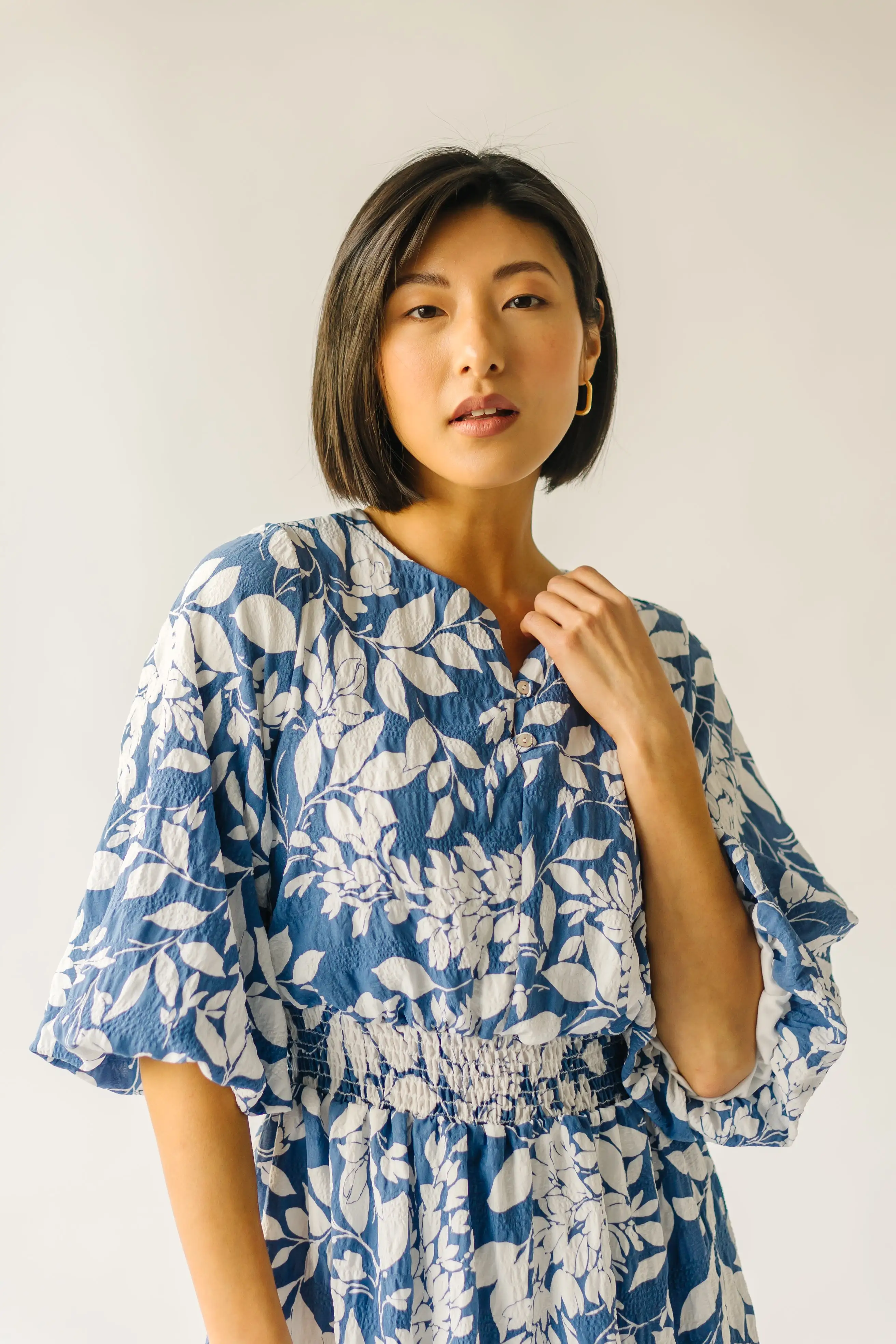 The Guzman Textured Floral Dress in Blue